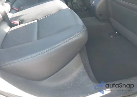 2018 Honda Clarity Plug-In Hybrid Touring z USA, uszkodzony, nr VIN JHMZC5F30JC018588